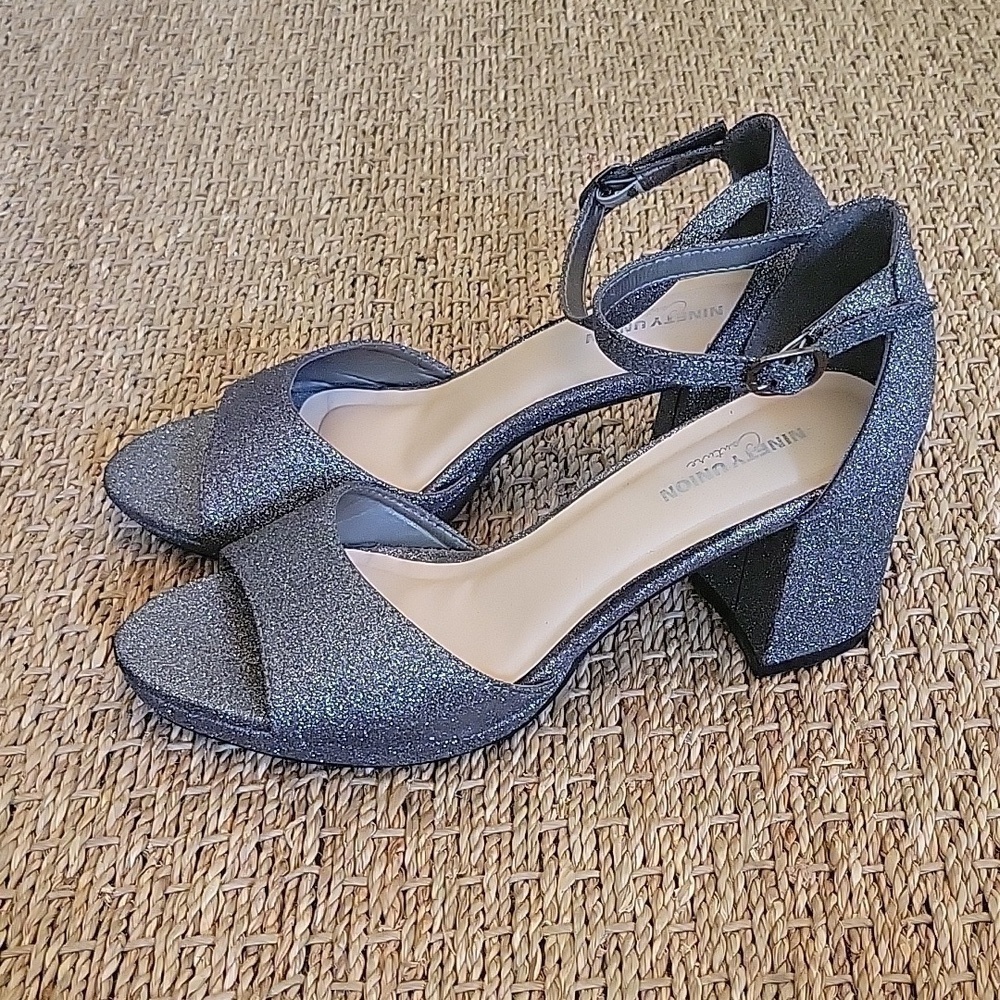 NINETY UNION COUTURE silver sandals.  Wedding or Evening wear.  Size is 7.